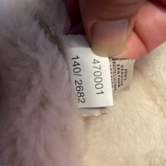 UGG Women\'s Water Resistant Sheepskin & Shearling Paneled Bucket Hat $165 main image 5